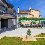 Beautiful Apartment In Rovinj With Wi-Fi