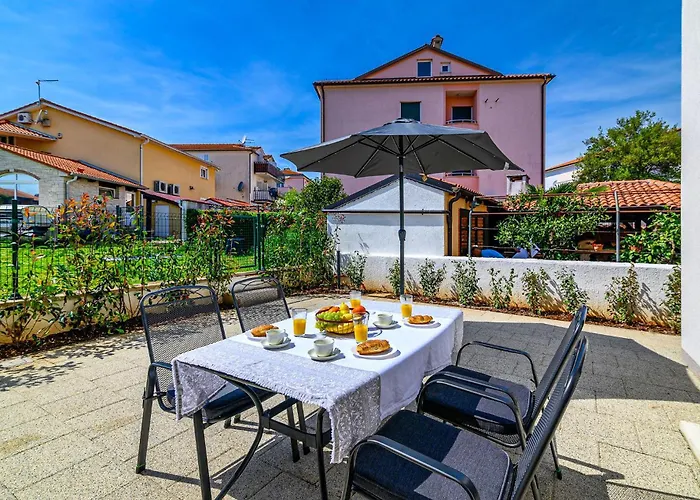Beautiful Apartment In Rovinj With Wi-Fi